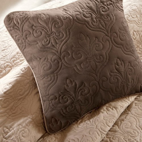 7 Piece Quilt Set With Euro Shams And Throw Pillows Beige FullQueen