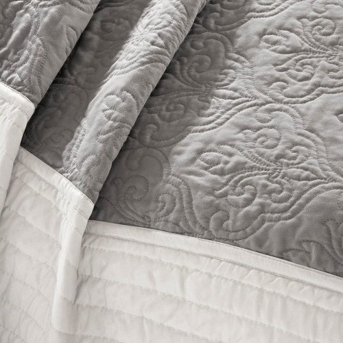 7 Piece Quilt Set With Euro Shams And Throw Pillows Beige FullQueen
